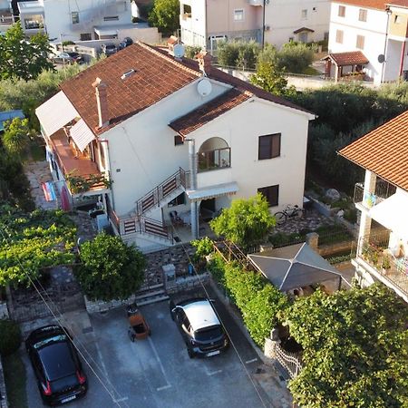Apartments Reinić Novigrad Istria Exterior foto