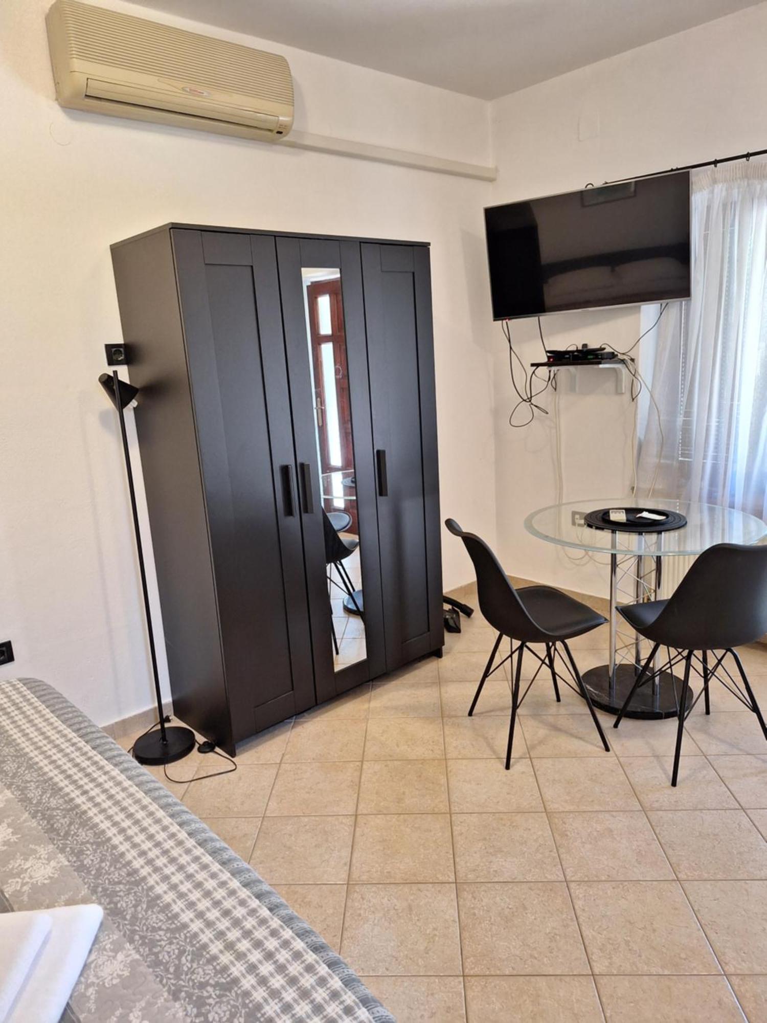 Apartments Reinić Novigrad Istria Exterior foto